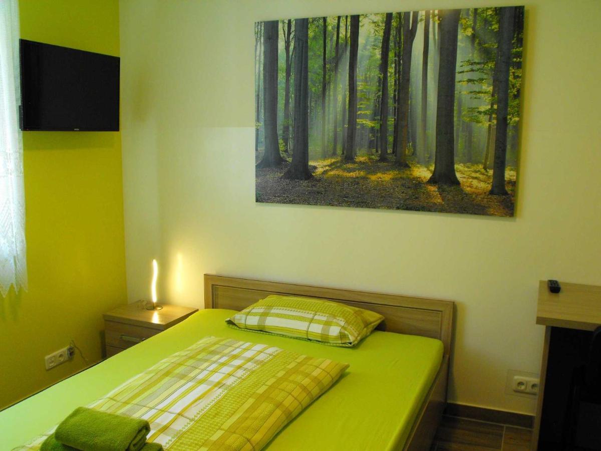 Pension Froschprinz Seligenstadt Exterior foto